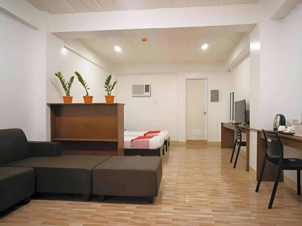 Oyo 150 Davao Airport View Hotel 外观 照片