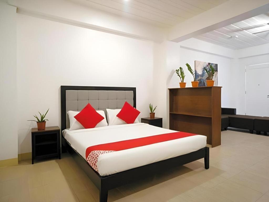 Oyo 150 Davao Airport View Hotel 外观 照片