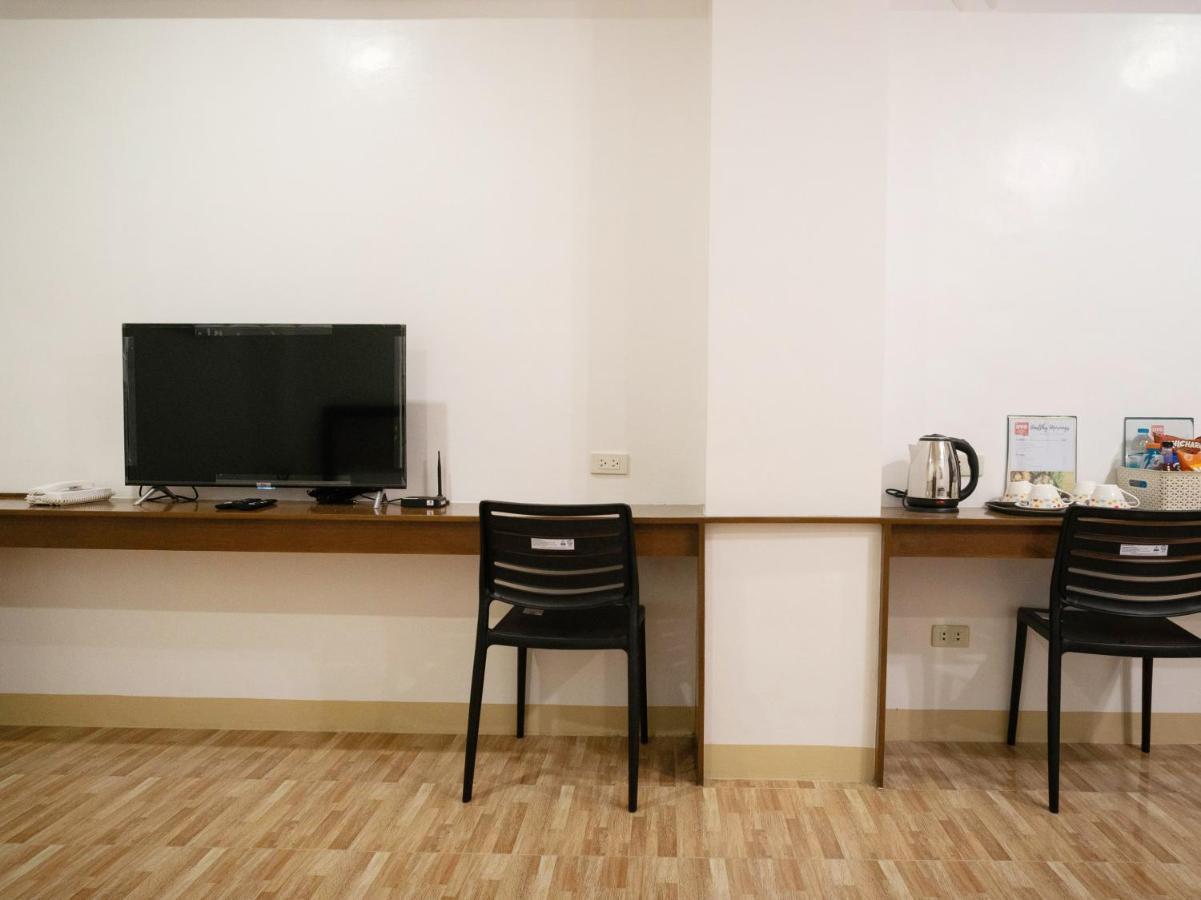 Oyo 150 Davao Airport View Hotel 外观 照片